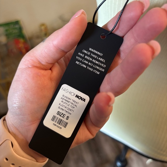 Asymmetrical Ruffle Top - Picture 4 of 4